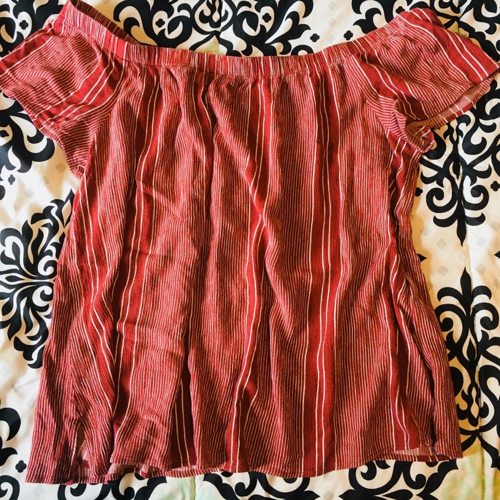 Off-the-Shoulder Shirt